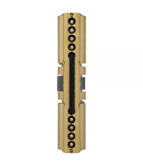 Циліндр Mul-t-lock Din_kk Xp Mtl400 62 Eb 27x35 Cam30 3key Dnd3d_purple_ins 4867 Box_s-фото-3 Фото 3 - Циліндр Mul-t-lock Din_kk Xp Mtl400 62 Eb 27x35 Cam30 3key Dnd3d_purple_ins 4867 Box_s.