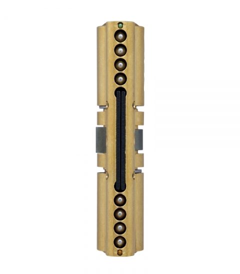 Циліндр Mul-t-lock Din_kk Xp Mtl400 95 Eb 40x55 Cam30 3key Dnd3d_purple_ins 4867 Box_s-фото-3 Фото 3 - Циліндр Mul-t-lock Din_kk Xp Mtl400 95 Eb 40x55 Cam30 3key Dnd3d_purple_ins 4867 Box_s.