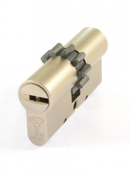 Циліндр Mul-t-lock Din_kk Xp Mtl800 71 Nst 33x38 Cgw 3key Dnd2c_blue/w 948b Box_s-фото-1 Фото 1 - Циліндр Mul-t-lock Din_kk Xp Mtl800 71 Nst 33x38 Cgw 3key Dnd2c_blue/w 948b Box_s.