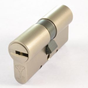 Фото 11 - Циліндр Mul-t-lock Din_kk Xp Mtl800 90 Nst 45x45 Cam30 3key Dnd_blue_ins_47mm 948b Box_m.